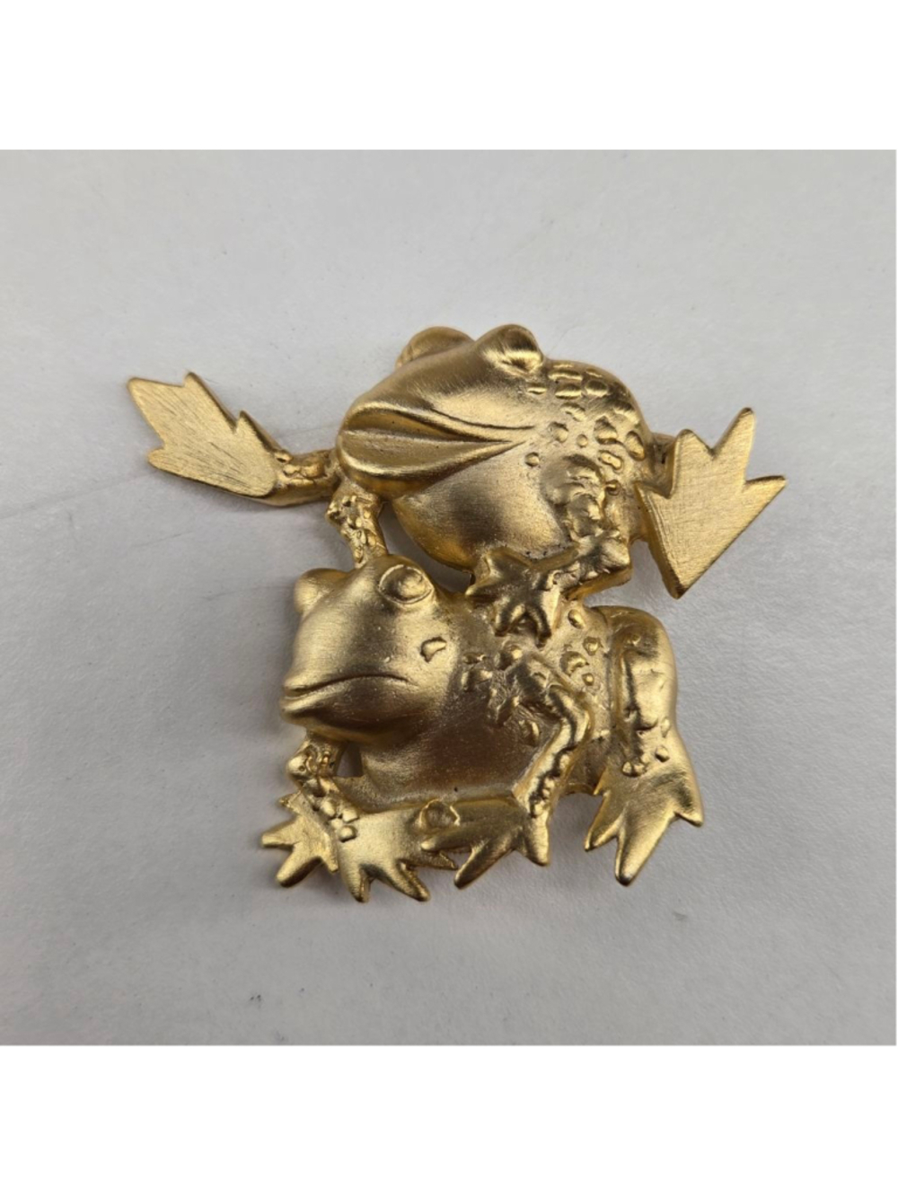 JJ Jonette Jewelry Brooch Goldtone Jumping Frogs Women's Pin Animals Nature